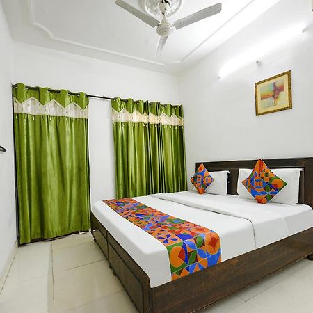 Fabexpress Diamond Sec 45 Hotel Chandīgarh Екстериор снимка