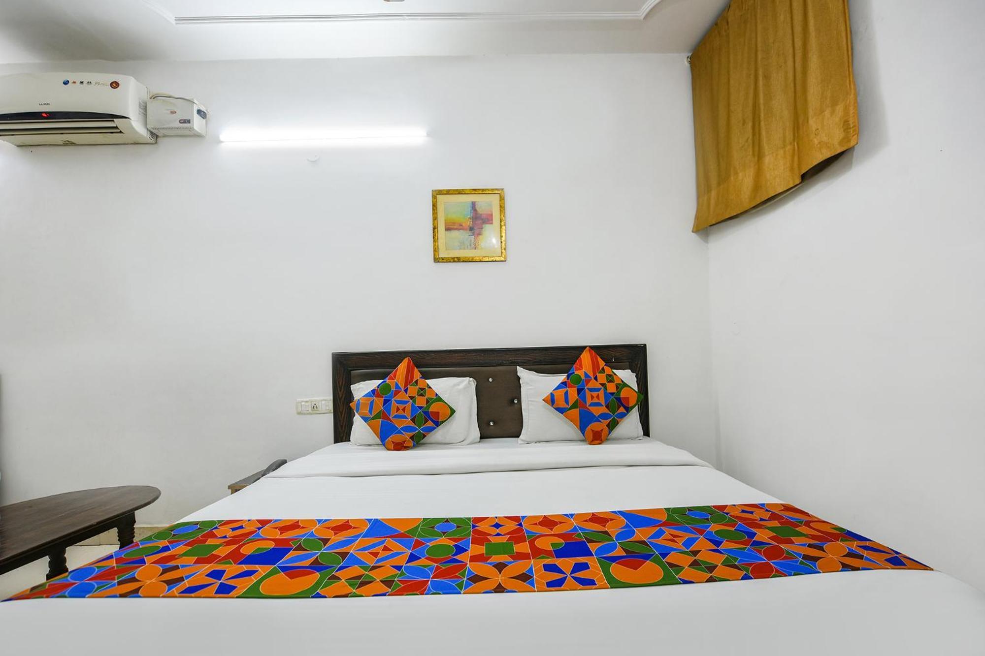 Fabexpress Diamond Sec 45 Hotel Chandīgarh Екстериор снимка