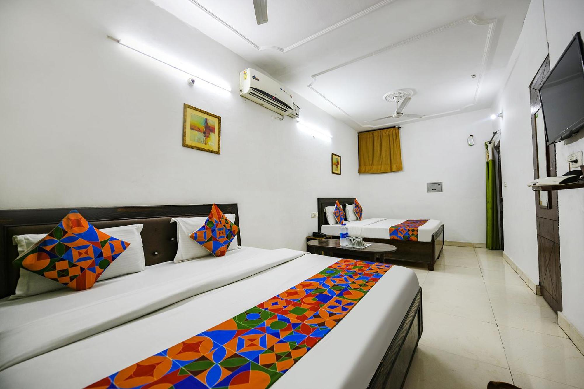 Fabexpress Diamond Sec 45 Hotel Chandīgarh Екстериор снимка