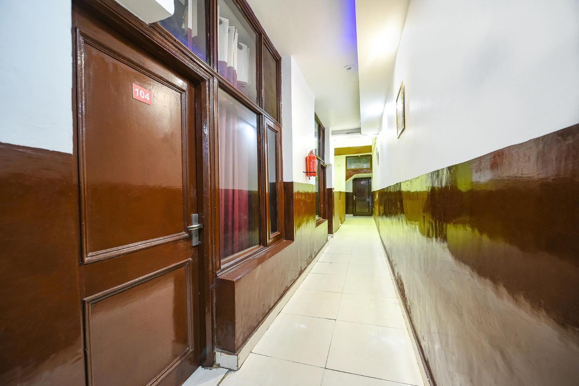 Fabexpress Diamond Sec 45 Hotel Chandīgarh Екстериор снимка