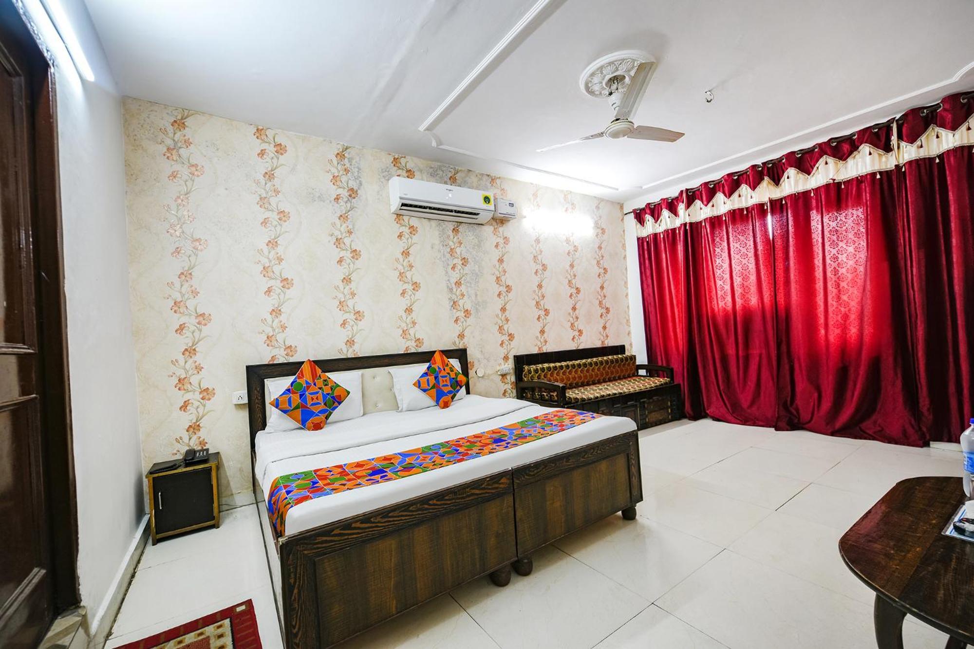 Fabexpress Diamond Sec 45 Hotel Chandīgarh Екстериор снимка
